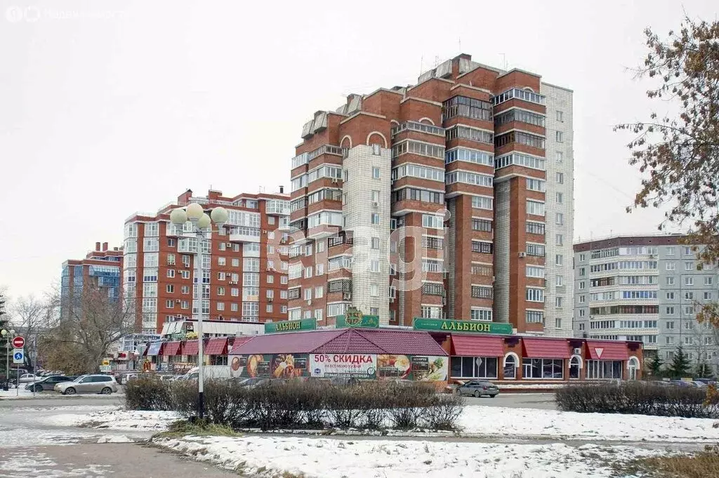 3-комнатная квартира: Омск, улица Декабристов, 98 (78.7 м) - Фото 1