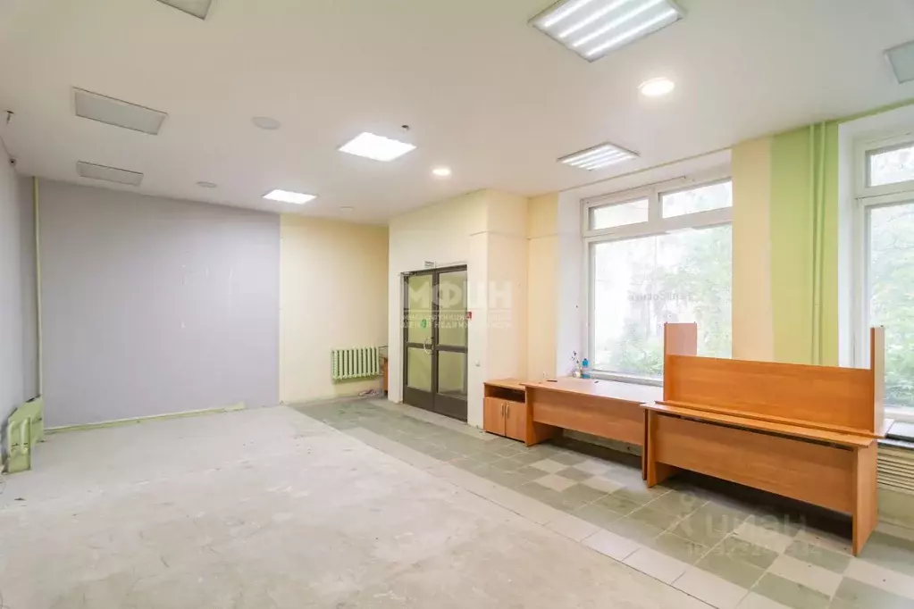 Помещение свободного назначения в Карелия, Петрозаводск ул. ... - Фото 1