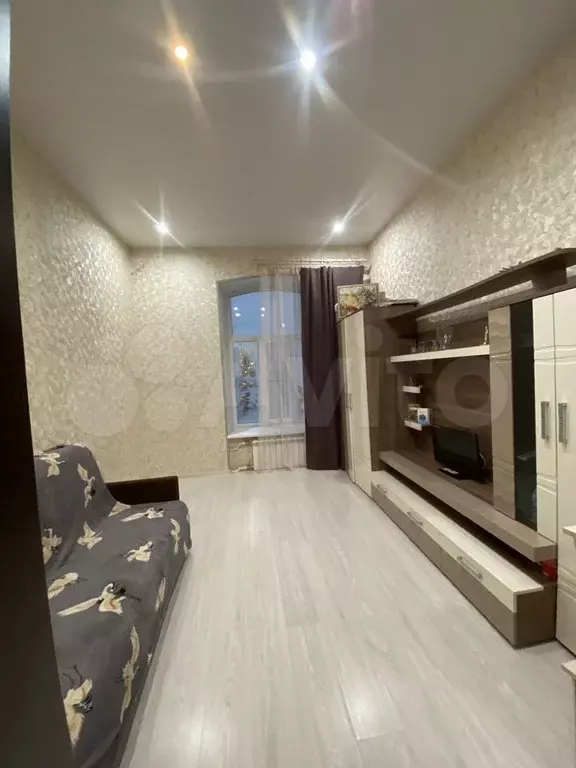 Комната 20,7 м в 7-к., 3/5 эт. - Фото 0