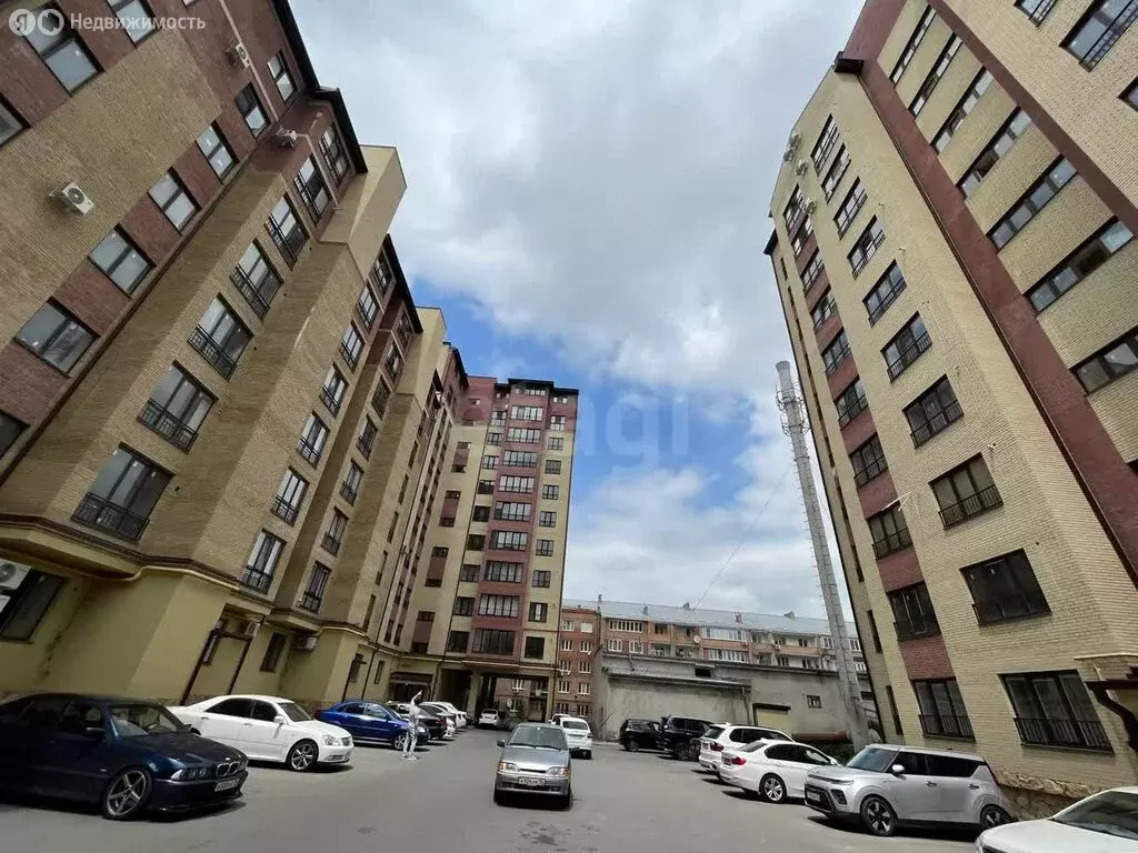1-комнатная квартира: Владикавказ, улица Хадарцева, 10А (46 м) - Фото 1