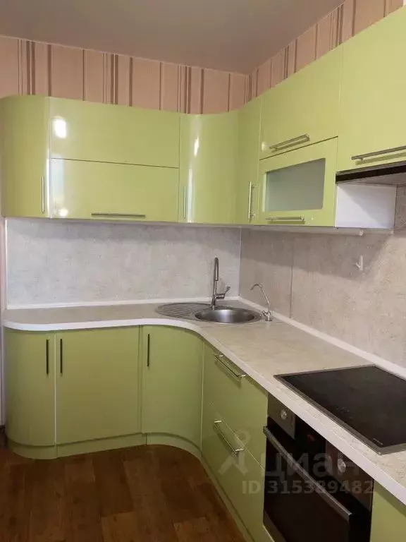 1-к кв. Оренбургская область, Оренбург ул. Гаранькина, 23 (55.0 м) - Фото 0