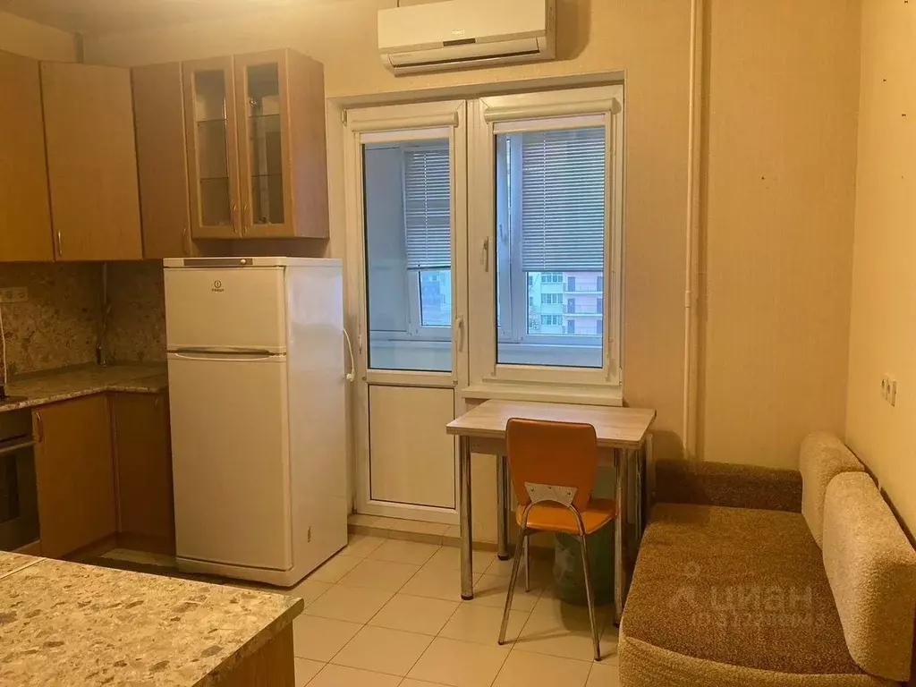 1-к кв. Краснодарский край, Новороссийск Южная ул., 7 (40.0 м) - Фото 2