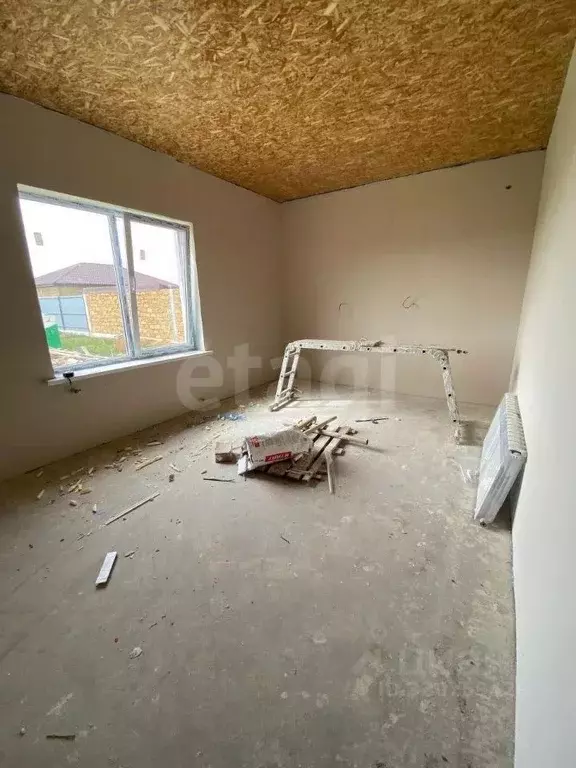 Дом в Крым, Сакский район, с. Молочное ул. Школьная, 22 (170 м) - Фото 1