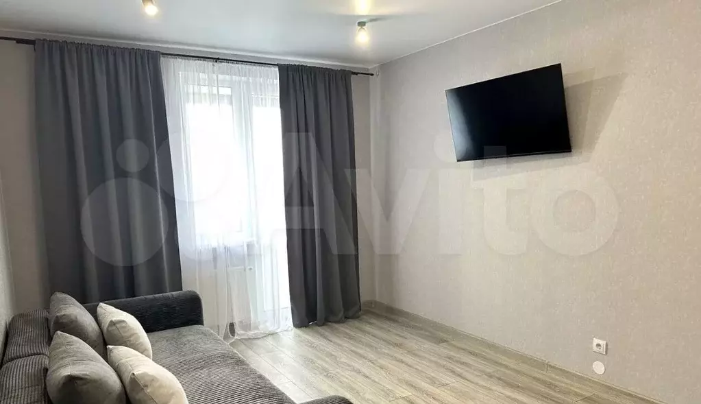 1-к. квартира, 35 м, 3/6 эт. - Фото 1