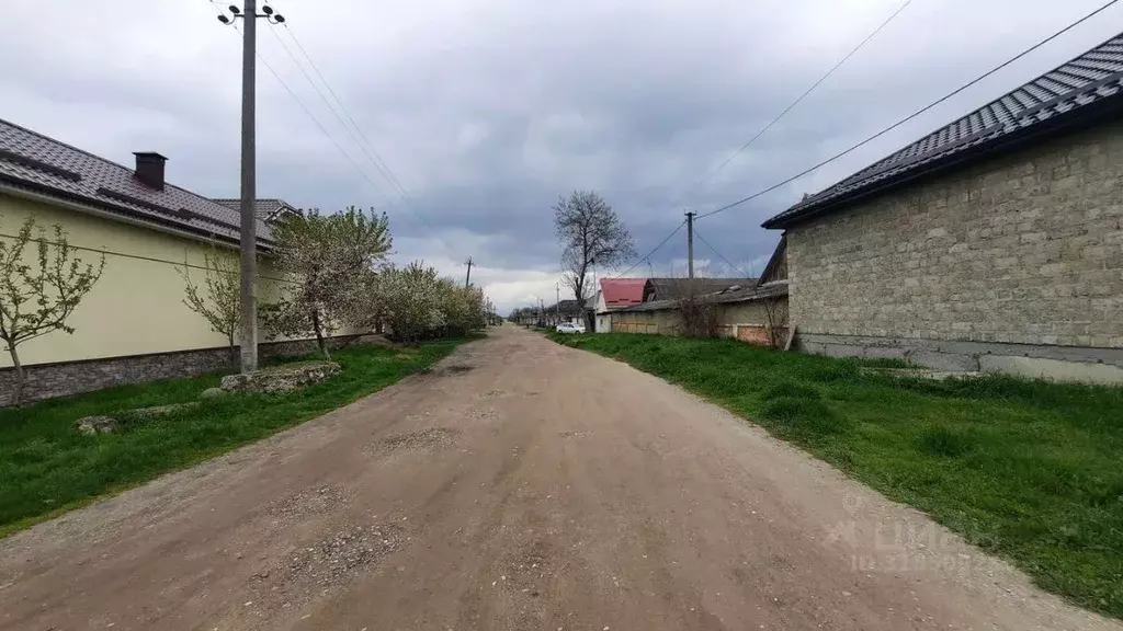 Дом в Кабардино-Балкария, Чегемский район, с. Нартан ул. Кирова, 191 ... - Фото 1