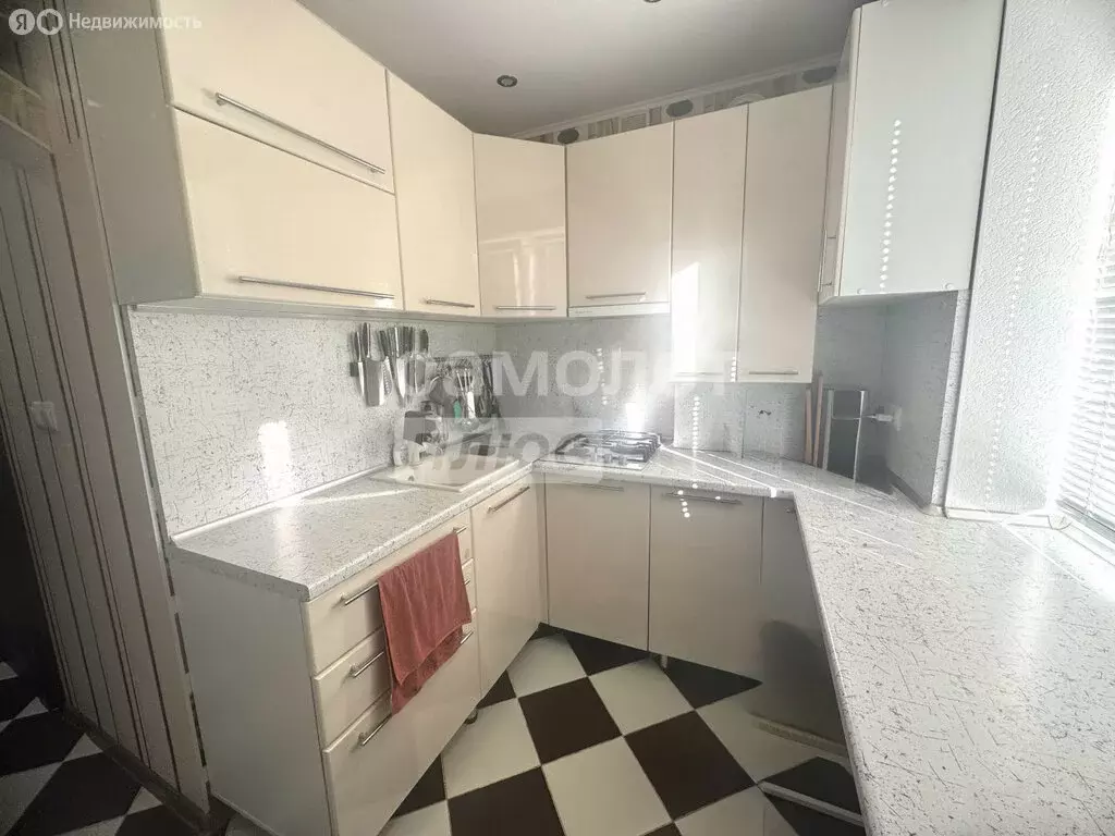 2-комнатная квартира: Кореновск, улица Ленина, 90Б (40.2 м) - Фото 1