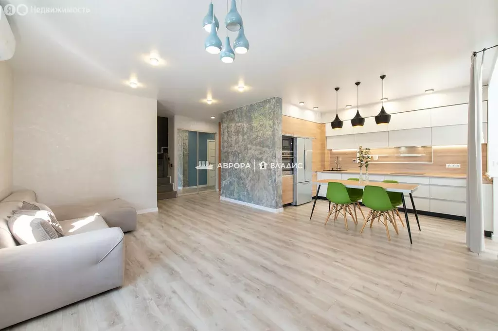 5-комнатная квартира: Магнитогорск, улица Доменщиков, 2к3 (112 м) - Фото 1