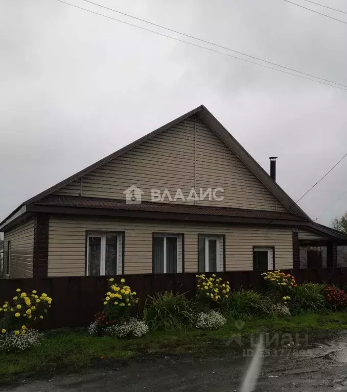 Дом в Алтайский край, Бийск ул. Нефтяная, 168 (65 м) - Фото 1