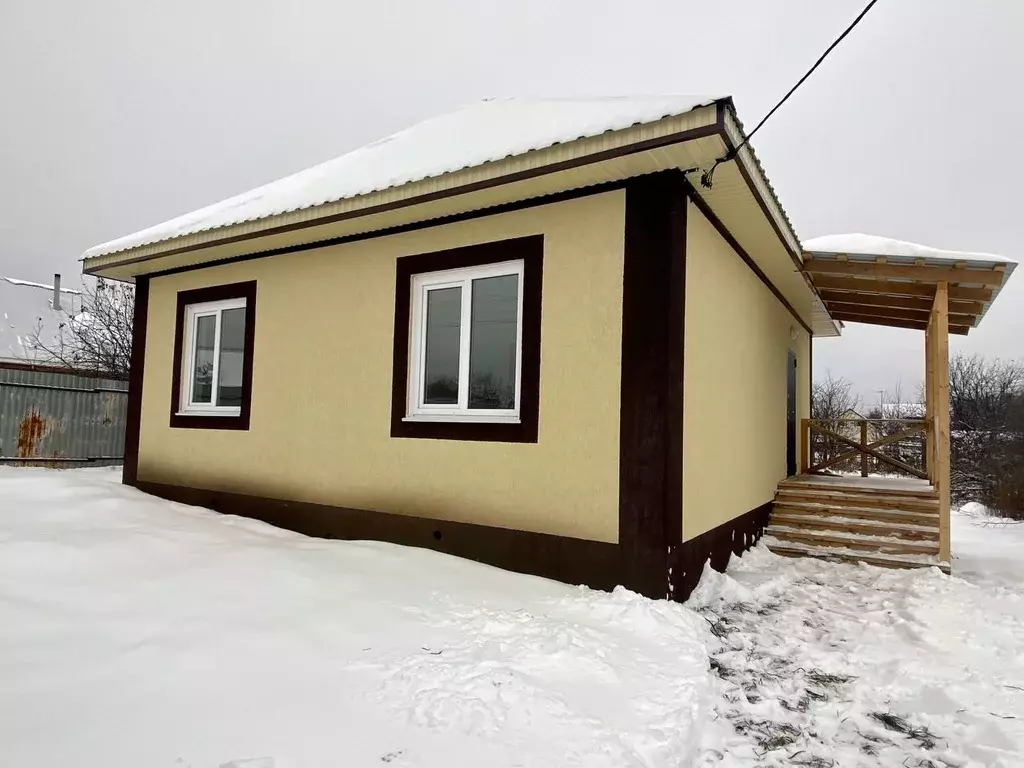 Дом в Башкортостан, Иглинский сельсовет, с. Иглино ул. Железнодорожная ... - Фото 0