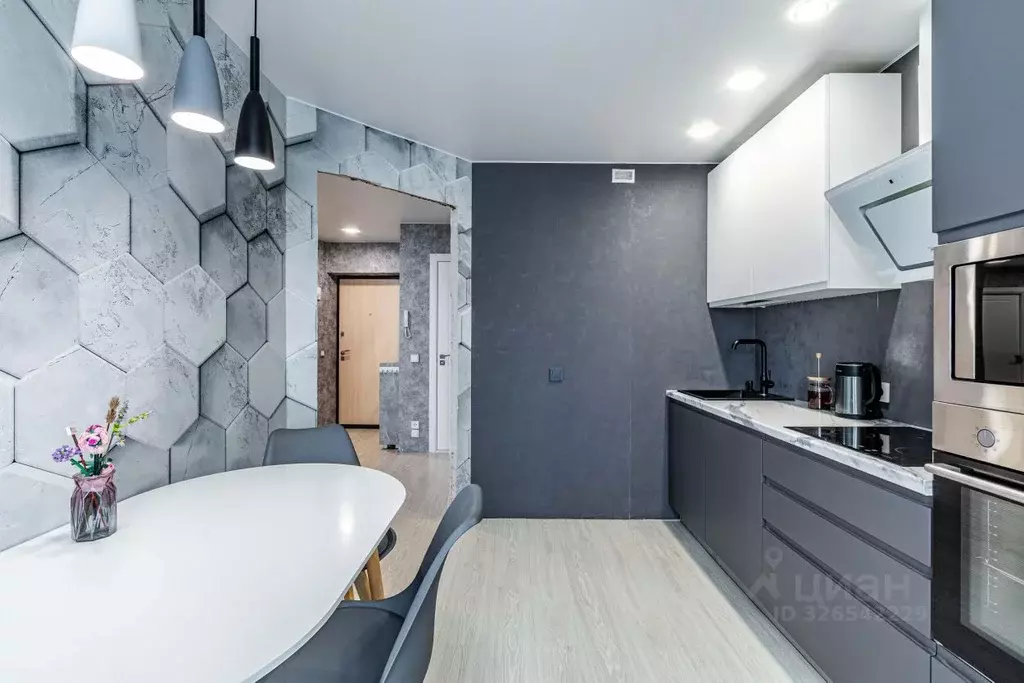 3-к кв. Свердловская область, Верхняя Пышма ул. Кривоусова, 18Г (83.2 ... - Фото 2