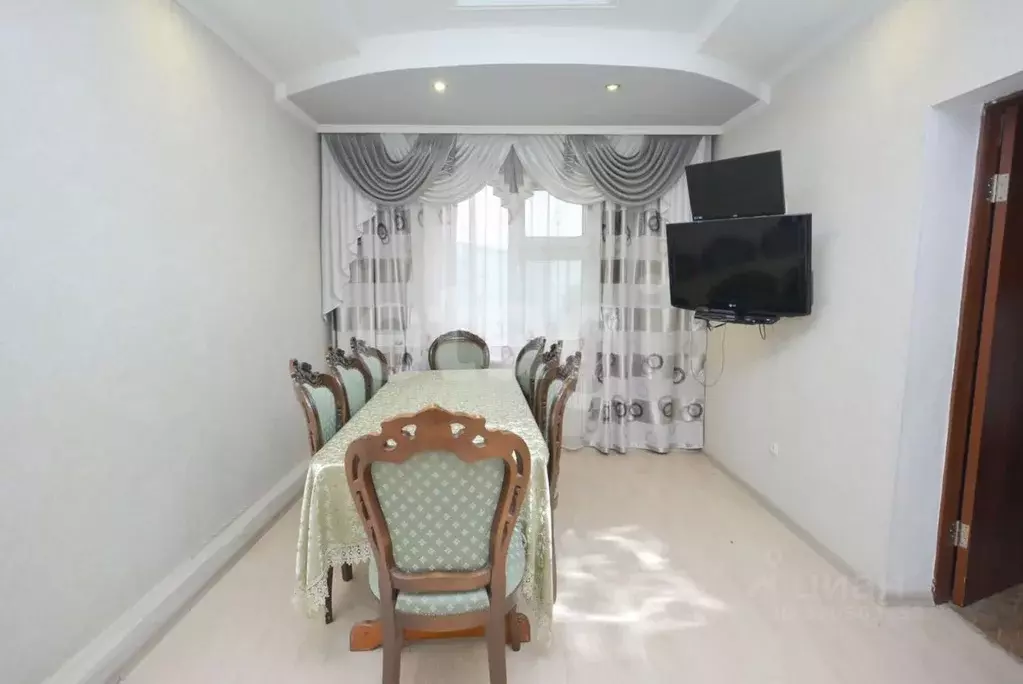 Дом в Саха (Якутия), Якутск ул. 2-я Набережная, 2 (136 м) - Фото 1