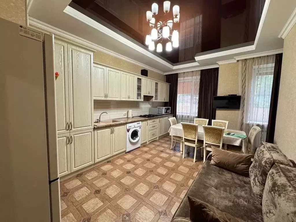 2-к кв. Ставропольский край, Ессентуки Пятигорская ул., 24/1 (72.0 м) - Фото 1