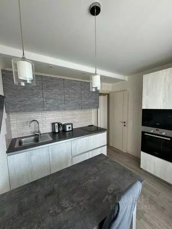 1-к кв. Санкт-Петербург ул. Бадаева, 8к1 (35.0 м) - Фото 0