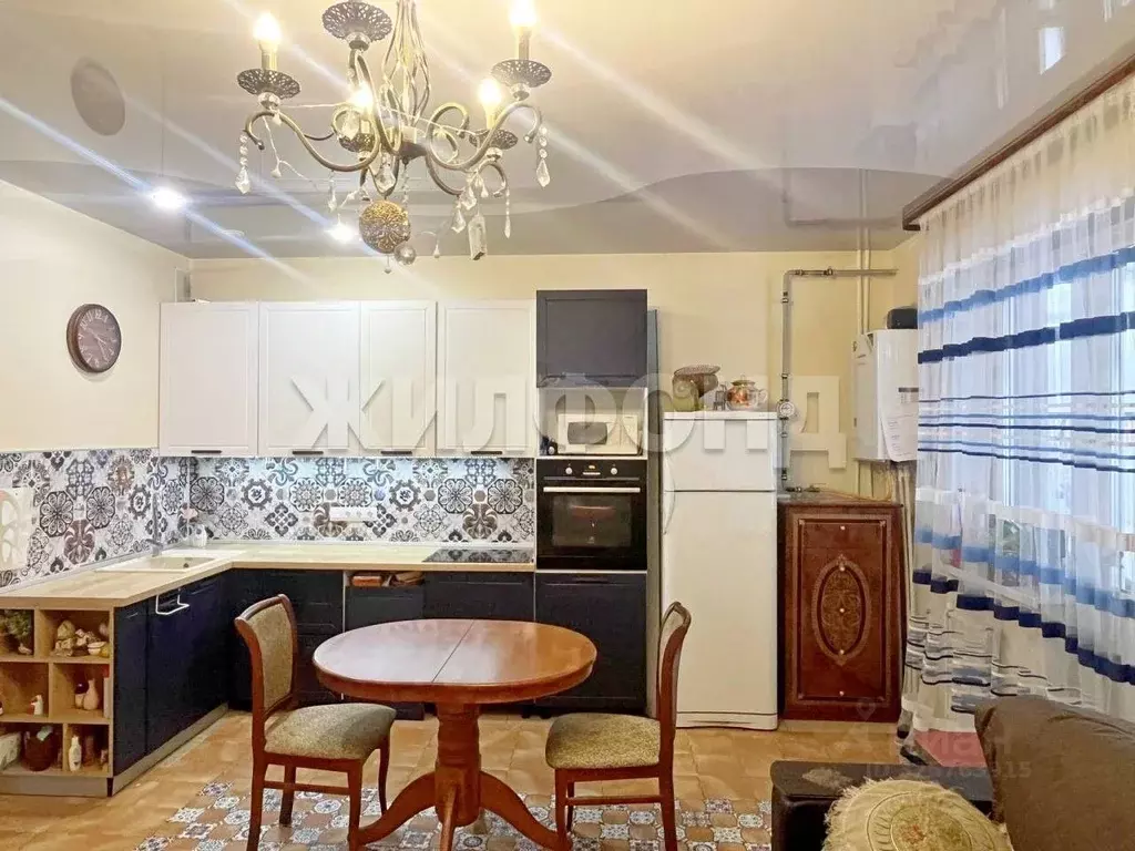 Таунхаус в Новосибирская область, Новосибирский район, Мочищенский ... - Фото 2