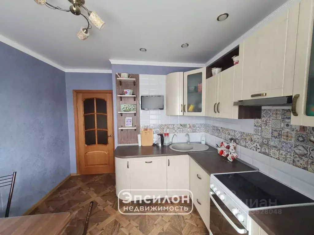 2-к кв. Курская область, Курск ул. Парижской Коммуны, 38 (59.5 м) - Фото 0