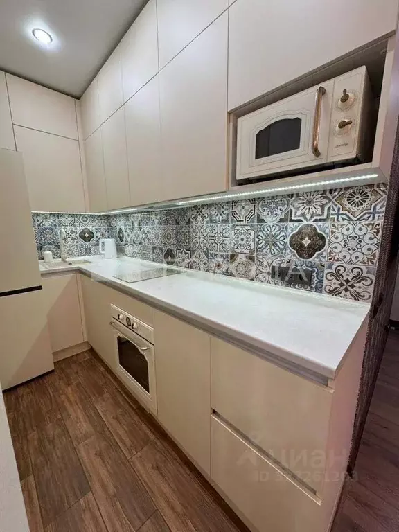 Студия Новосибирская область, Новосибирск ул. Ясный Берег, 12 (32.0 м) - Фото 2