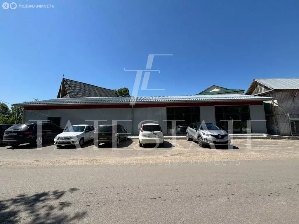 Торговая площадь (340 м) - Фото 1