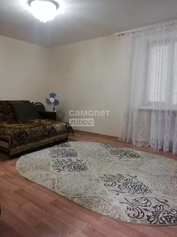 3-к кв. Саратовская область, Энгельс пос. Новое Осокорье,  (62.7 м) - Фото 1