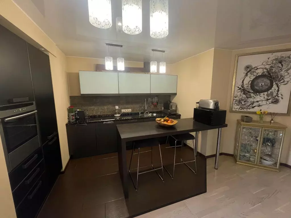 Продаётся 4-к квартира, 130 м - Фото 0