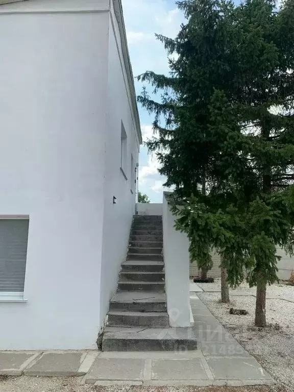 Комната Крым, Белогорск ул. Нижнегорская, 83Б - Фото 2