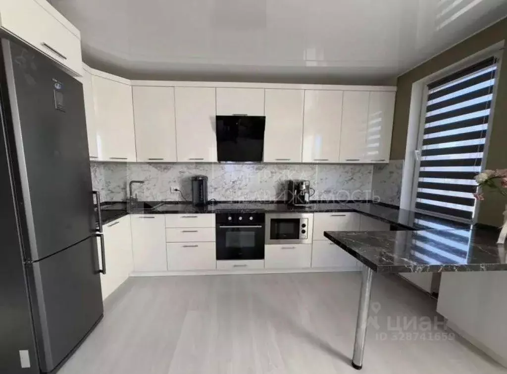 2-к кв. Тюменская область, Тюмень ул. Монтажников, 59 (68.8 м) - Фото 1