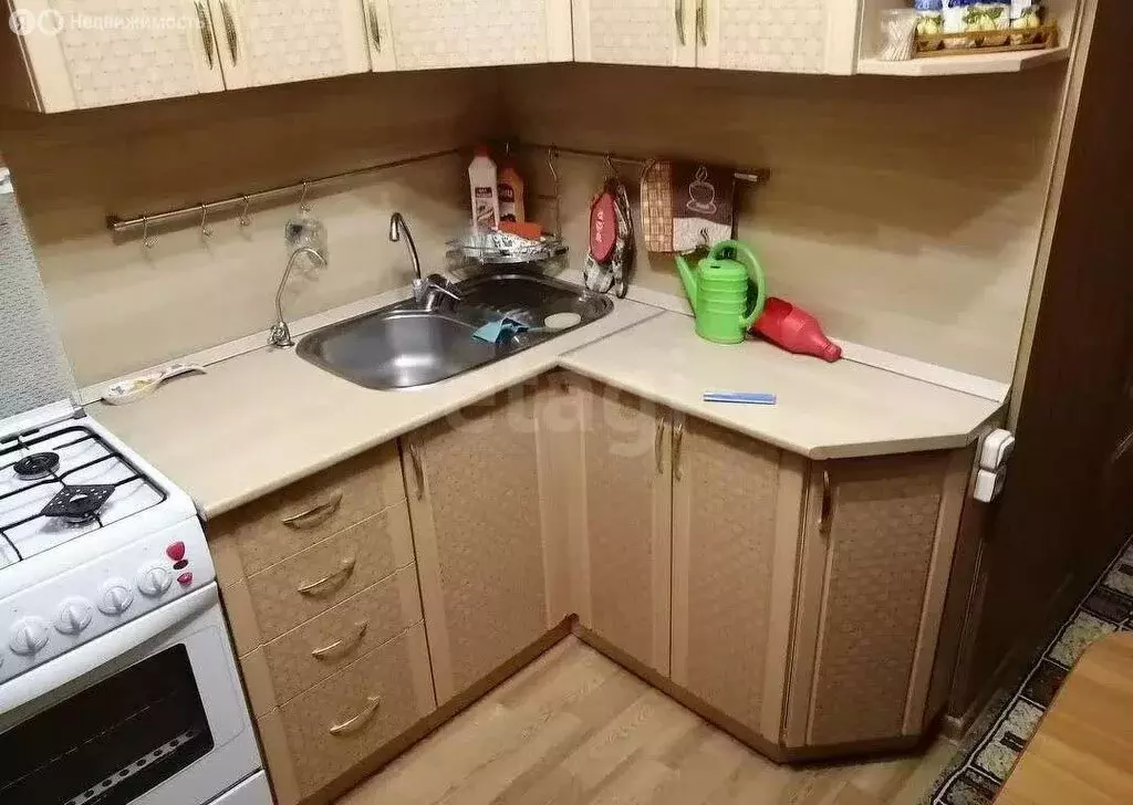 3-комнатная квартира: Саранск, проспект 70 лет Октября, 93 (64 м) - Фото 1