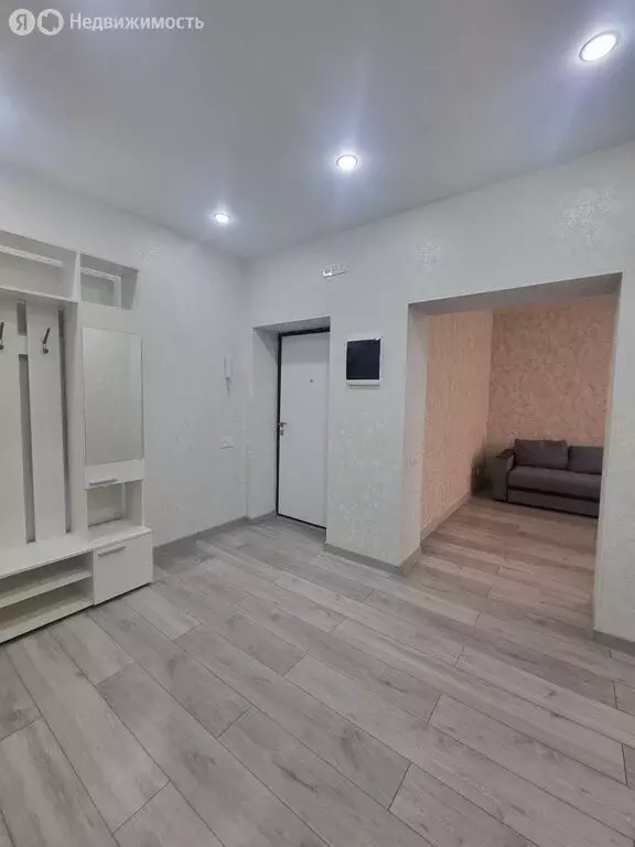 2-комнатная квартира: Владикавказ, улица Билара Кабалоева, 12Б (79 м) - Фото 1