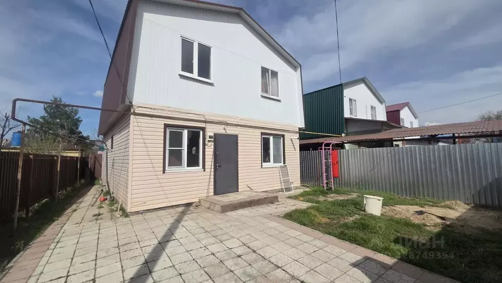 Дом в Астраханская область, Астрахань Учитель садовое товарищество,  ... - Фото 1