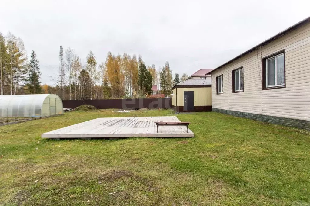 Дом в Тюменская область, Уватский муниципальный округ, пос. Туртас ул. ... - Фото 1