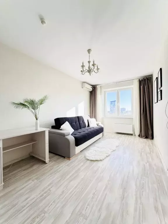 3-к кв. Волгоградская область, Волгоград просп. Имени В.И. Ленина, 72Б ... - Фото 1