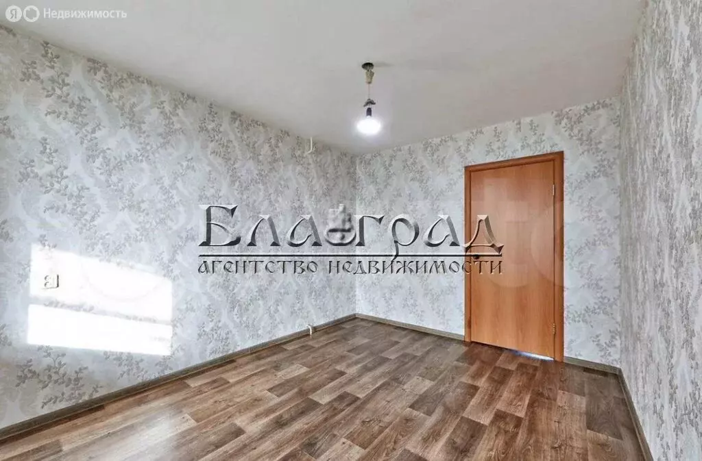 3-комнатная квартира: Челябинск, улица Руставели, 30 (70 м) - Фото 1