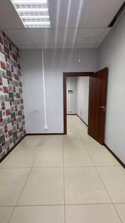 Офис в Волгоградская область, Волгоград Череповецкая ул., 124 (18 м) - Фото 2