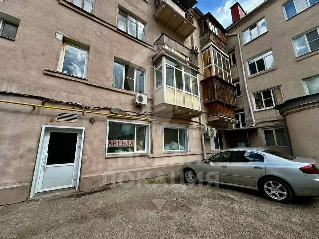 Помещение свободного назначения в Омская область, Омск просп. Карла ... - Фото 1