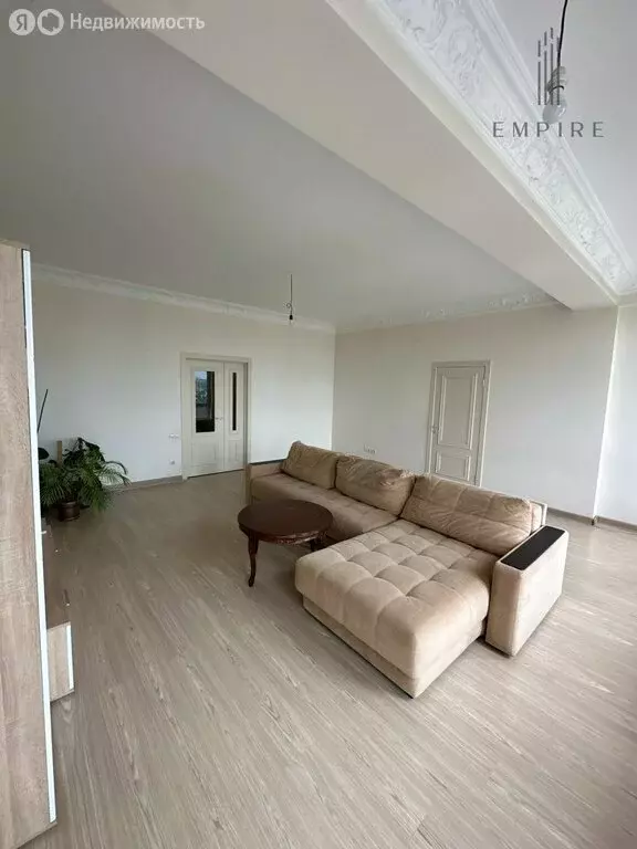 3-комнатная квартира: Грозный, улица Субры Кишиевой, 9А (129 м) - Фото 2