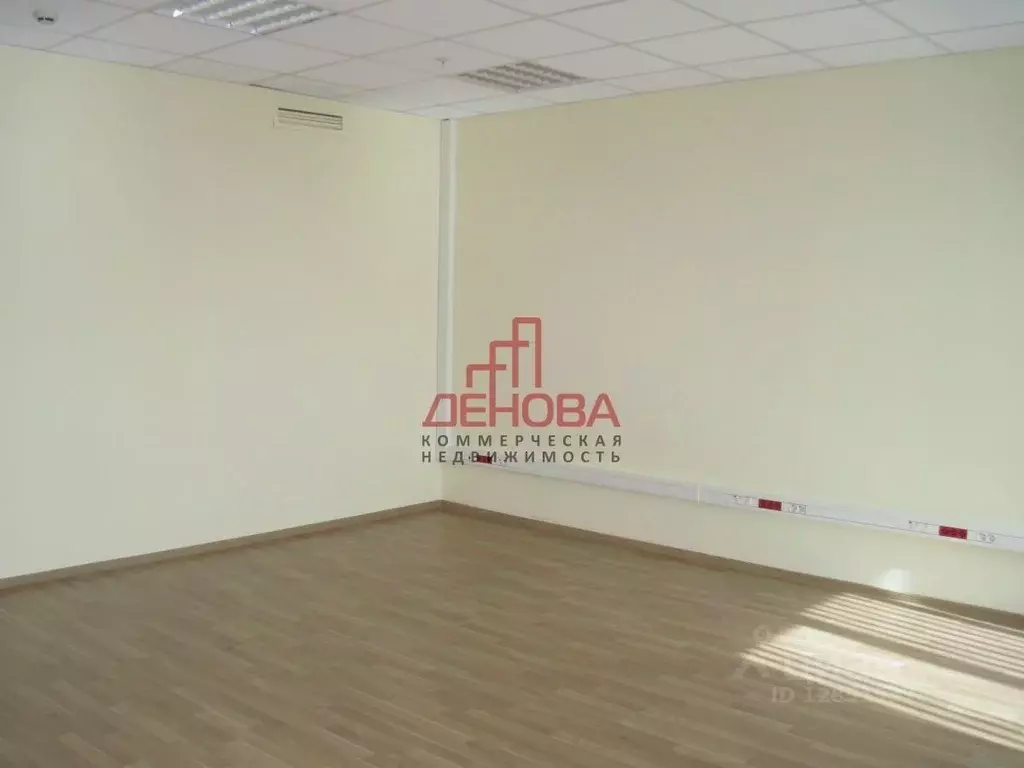 Офис в Тюменская область, Тюмень ул. Республики, 143а (500.6 м) - Фото 1