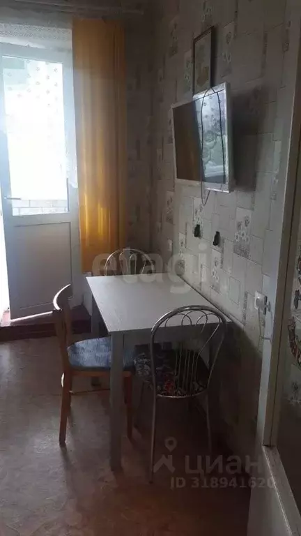 1-к кв. Вологодская область, Шексна рп ул. Молодежная, 5 (30.0 м) - Фото 0