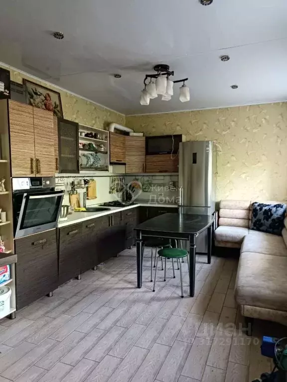 Дом в Волгоградская область, Среднеахтубинский район, Фрунзенское ... - Фото 1