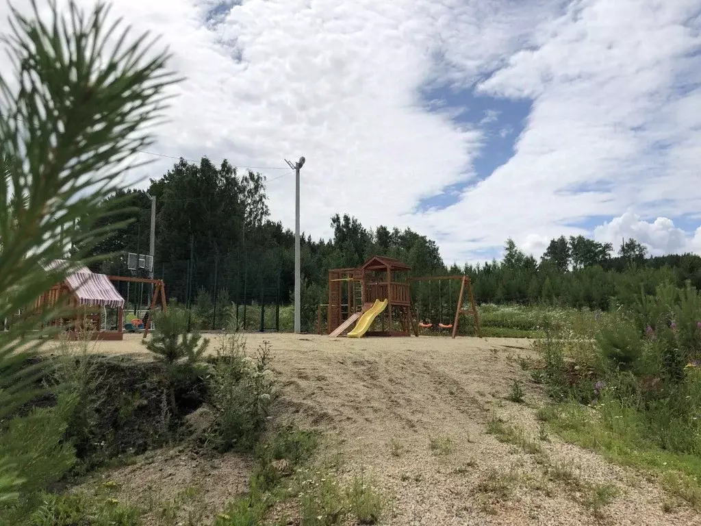 Участок в Свердловская область, Сысертский муниципальный округ, СНТ ... - Фото 1