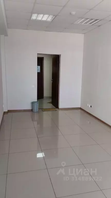 Офис в Свердловская область, Екатеринбург ул. Грибоедова, 32к20 (18 м) - Фото 1