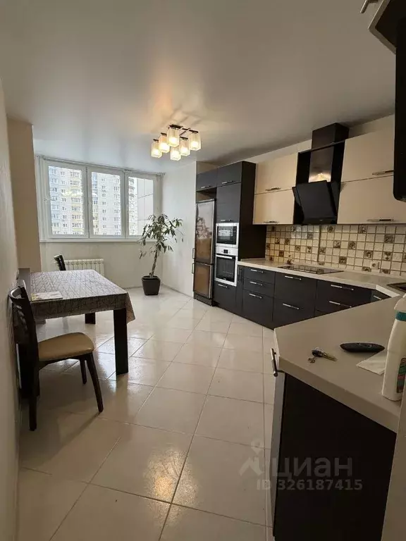 3-к кв. Московская область, Балашиха бул. Горенский, 1 (87.1 м) - Фото 0