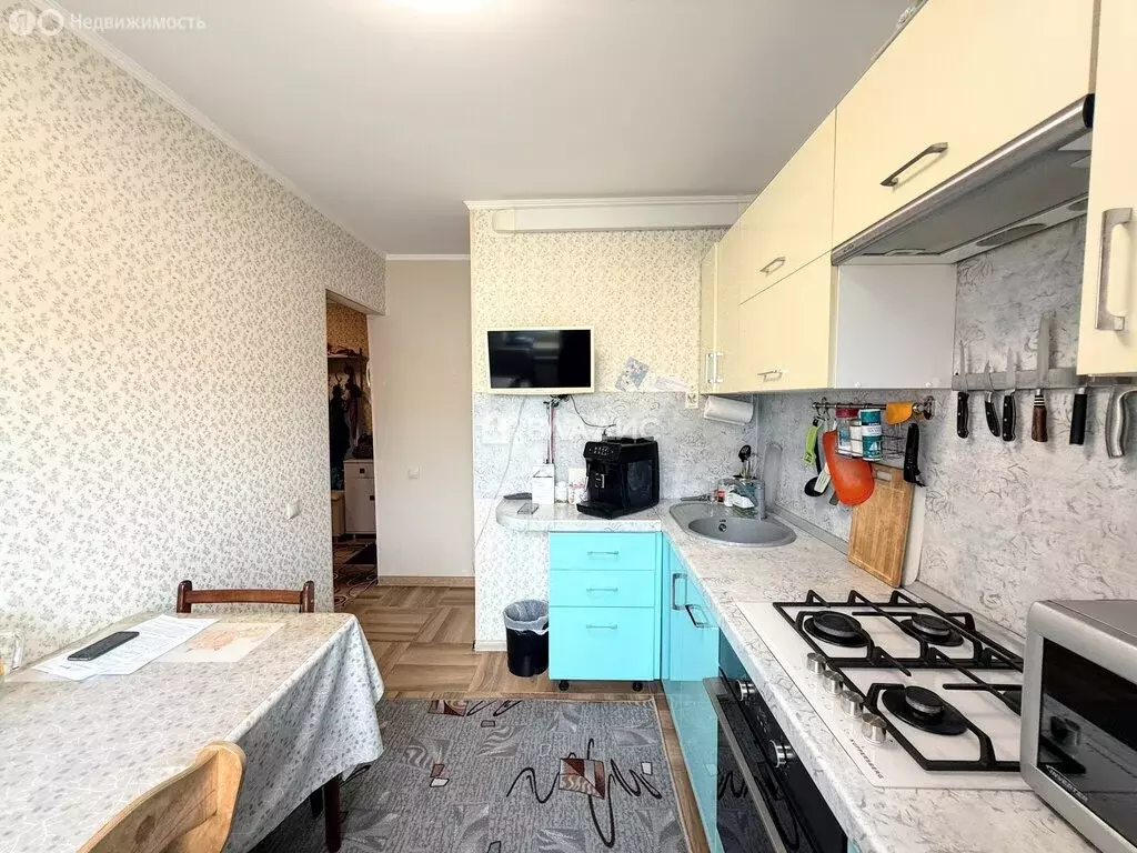 4-комнатная квартира: Жуковский, улица Левченко, 1 (83.8 м) - Фото 0