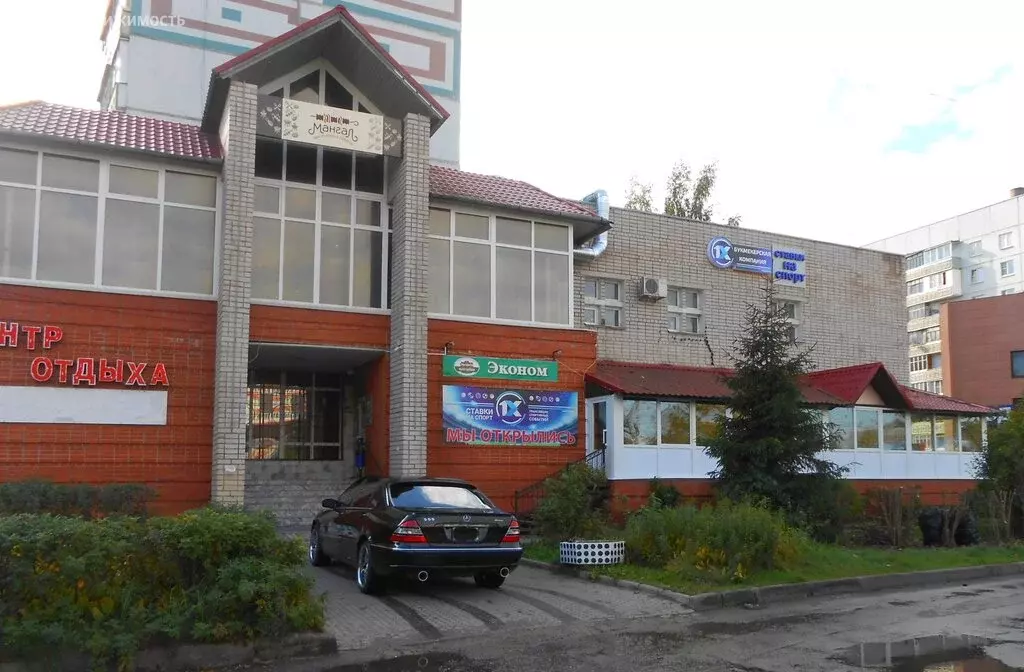 Торговая площадь (831 м) - Фото 1