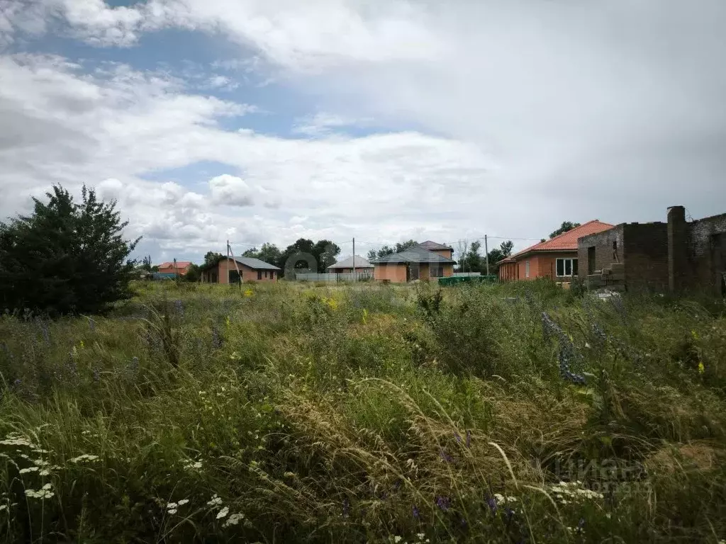 Участок в Адыгея, Майкоп ул. Сергея Сивикьяна (6.0 сот.) - Фото 0