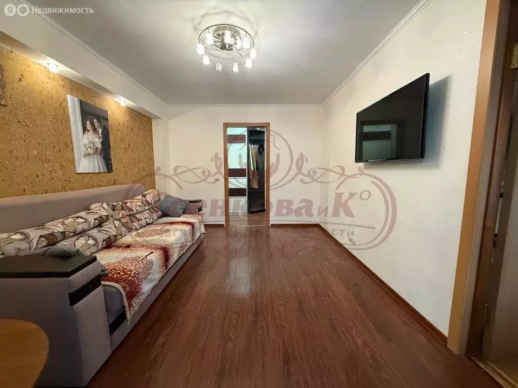2-комнатная квартира: Курган, улица Криволапова, 13 (47.2 м) - Фото 0