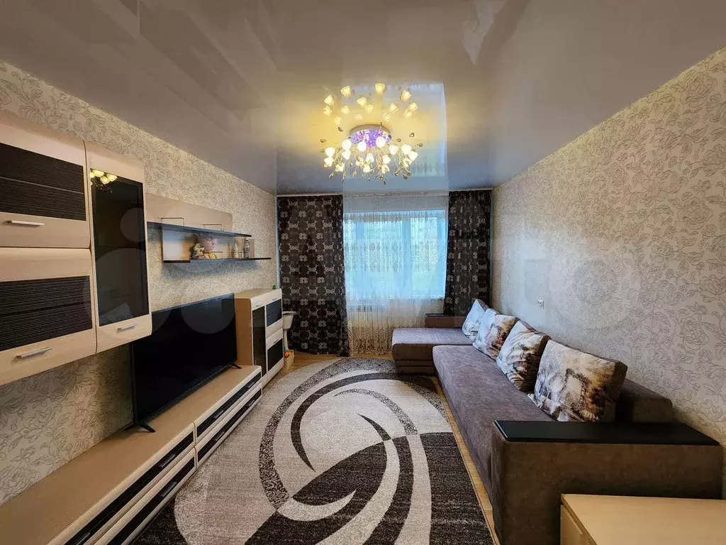 3-к. квартира, 65 м, 4/9 эт. - Фото 0