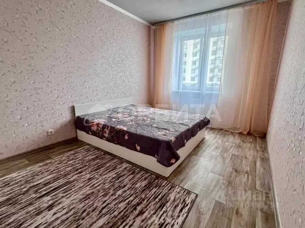 2-к кв. Тюменская область, Тюмень ул. Республики, 204к7 (58.4 м) - Фото 1
