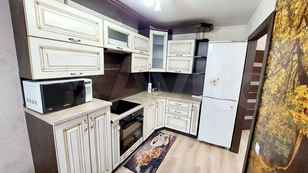 3-к. квартира, 64 м, 3/10 эт. - Фото 0