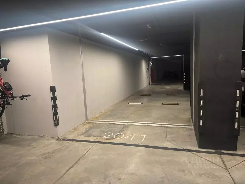 Гараж в Москва 2-я Хуторская ул., 34 (17 м) - Фото 2