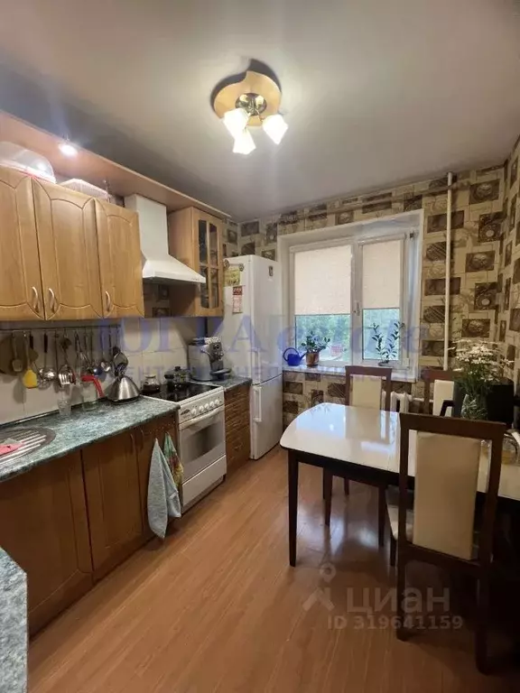 3-к кв. Ханты-Мансийский АО, Нижневартовск ул. Дружбы Народов, 15 ... - Фото 0
