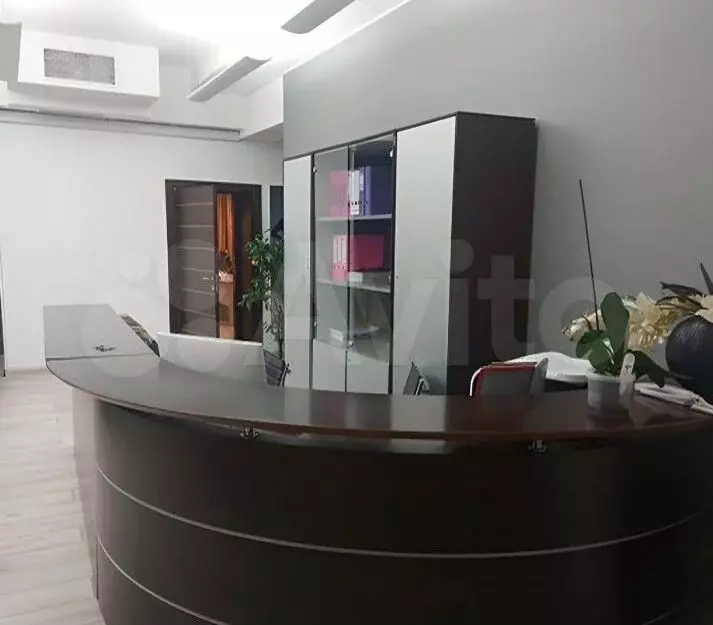 Продажа офисного помещения 320 м2 - Фото 1